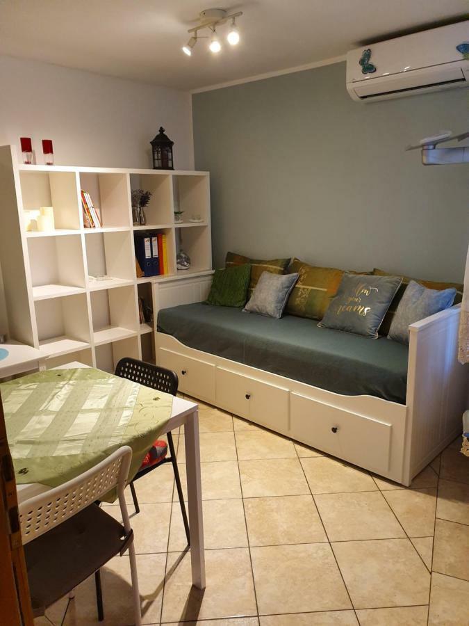 North To South Apartments Изола Екстериор снимка